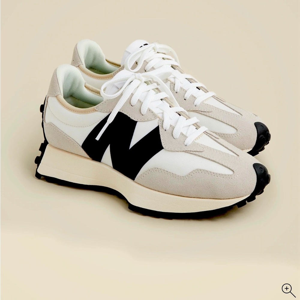 New Balance White and Black Sneakers Modern Silhouette
